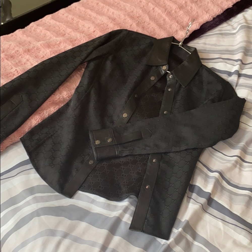 Vintage Gucci monogram button up - Picture 6 of 6